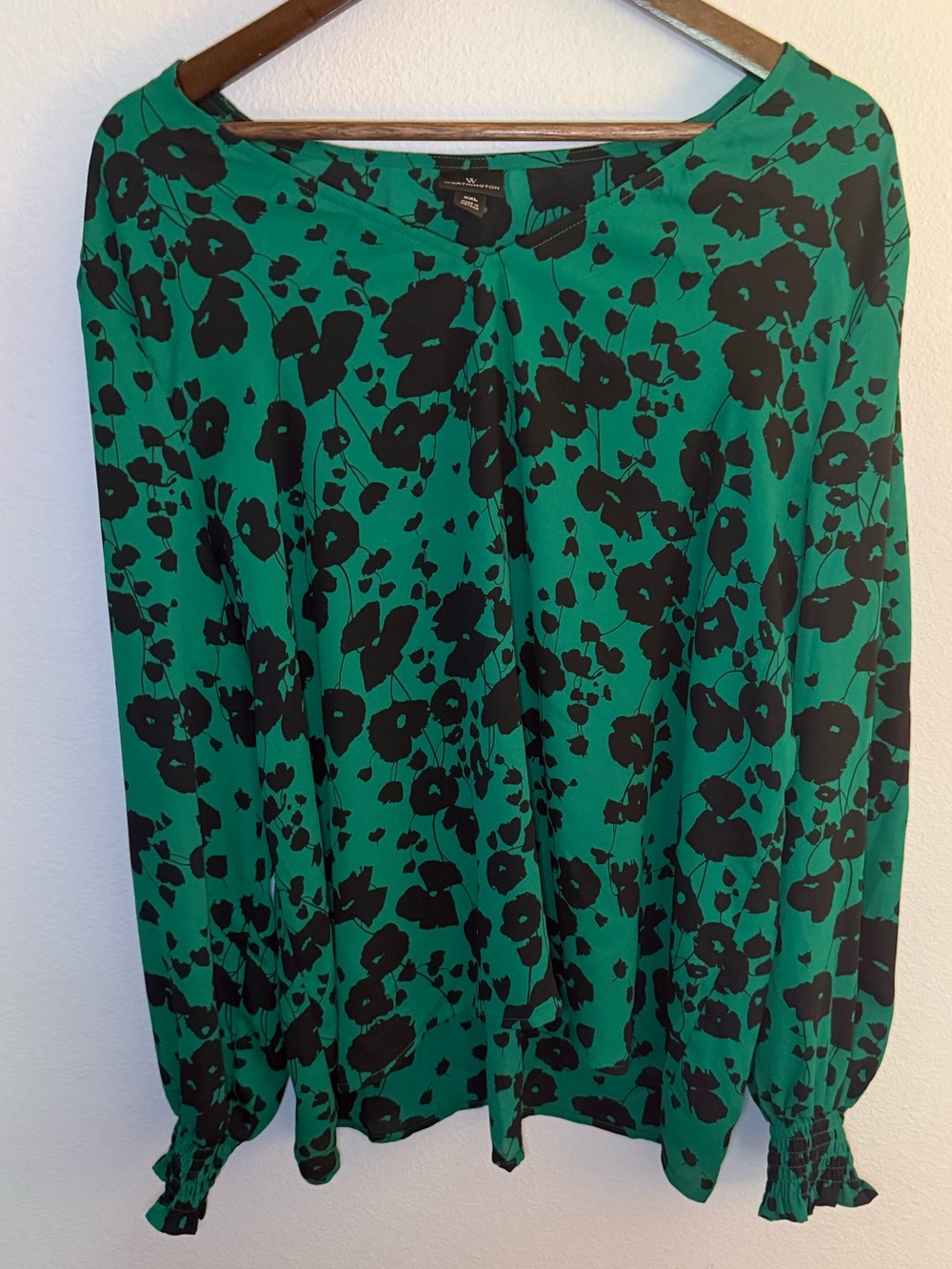 Emerald Green Floral-Print Long Sleeve Blouse